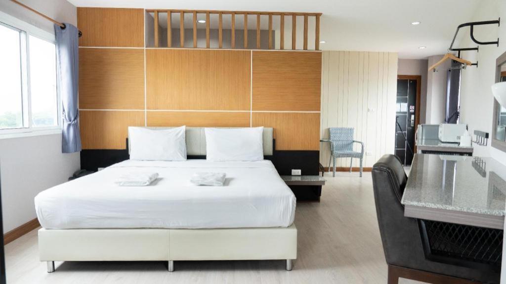 Hotel The Y