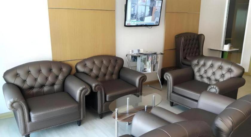 Hotel The Y