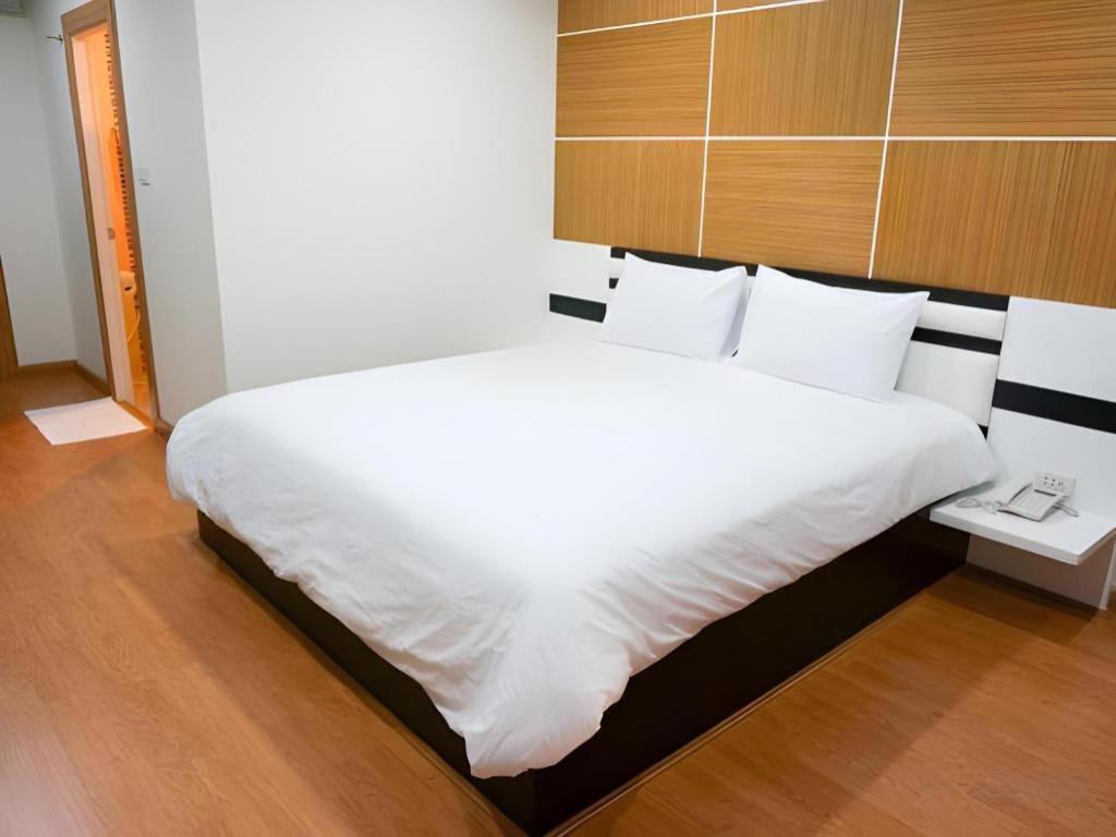The Y Hotel