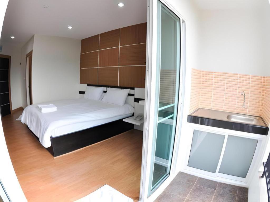 Hotel The Y